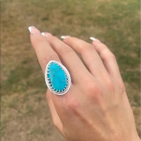 Turquoise Ring - Picture 1 of 4
